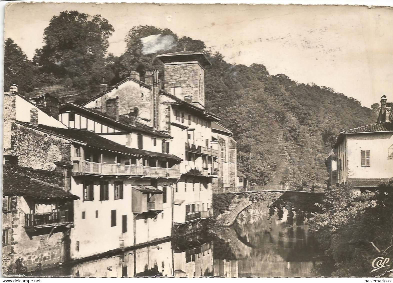 CPA 64 SAINT JEAN PIED DE PORT Maisons Basques Au Bord De La Nive 1952 - Saint Jean Pied De Port