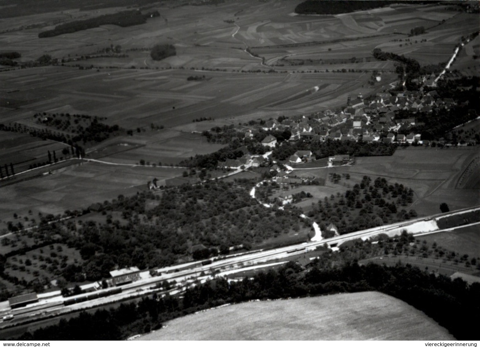 ! Bahnhof, Lauchheim, Baden-Württemberg, Seltenes Luftbild, Moderner Abzug, Nr. 12167 Format 18 X 13 Cm - Estaciones Con Trenes