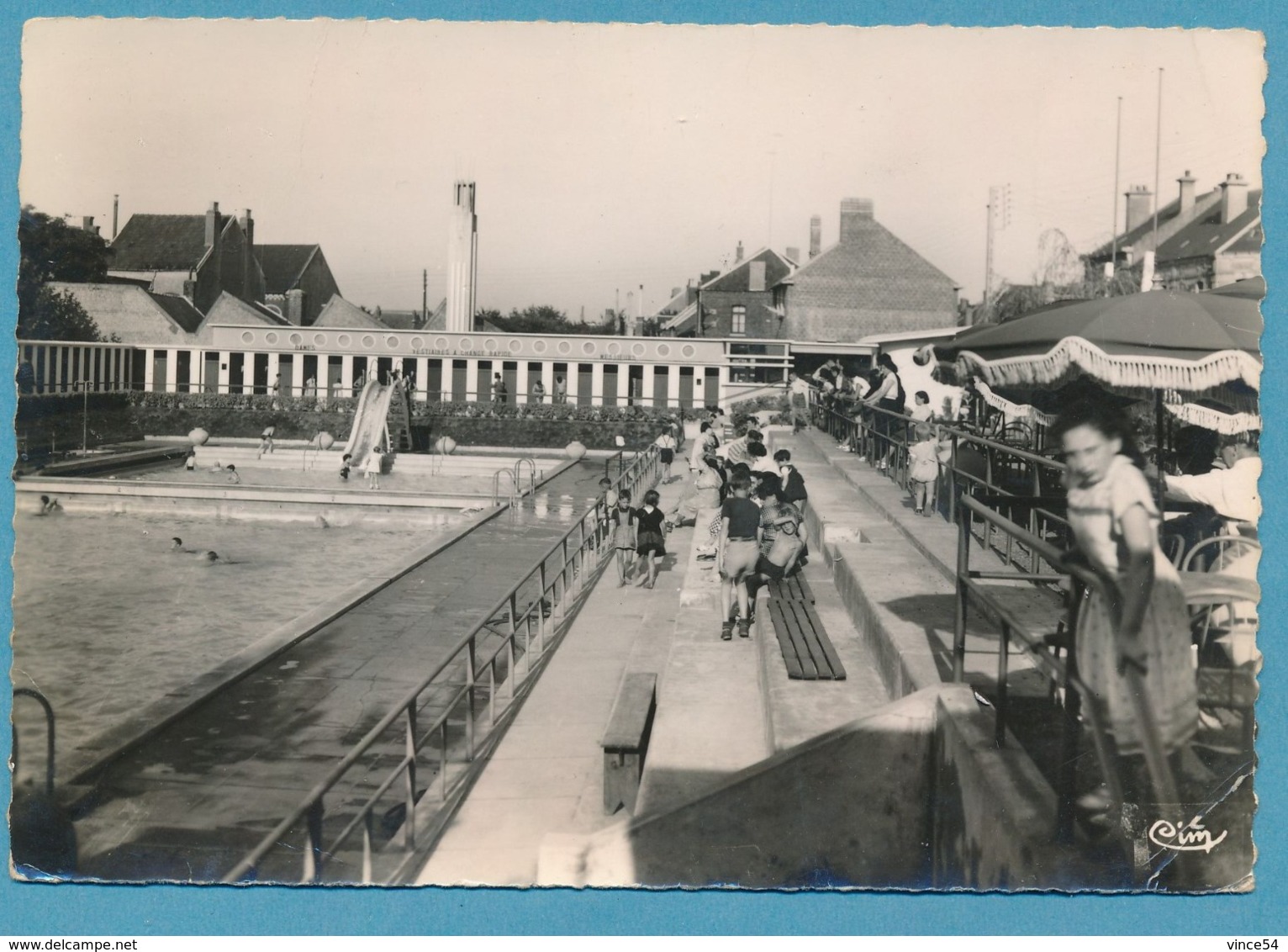 CAUDRY - La Piscine - Photo Véritable Circulé 1958 - Caudry