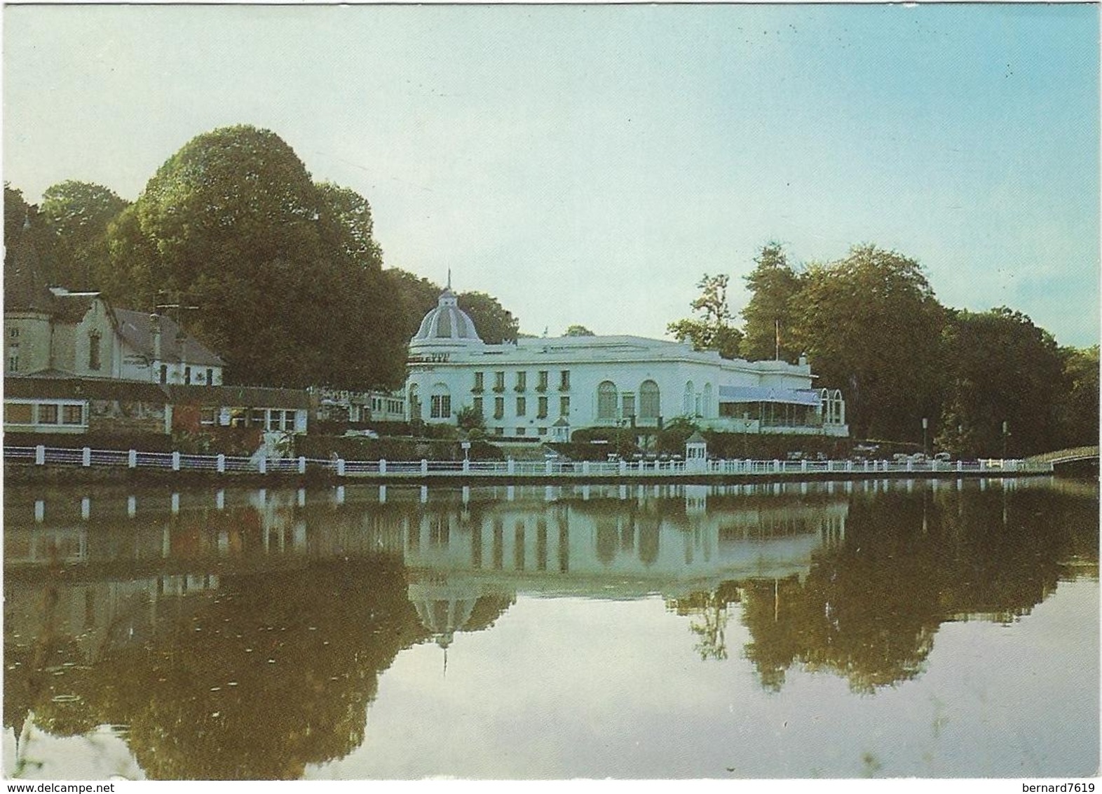 61 Bagnoles De L'orne   Le Casino Du Lac - Bazoches Sur Hoene