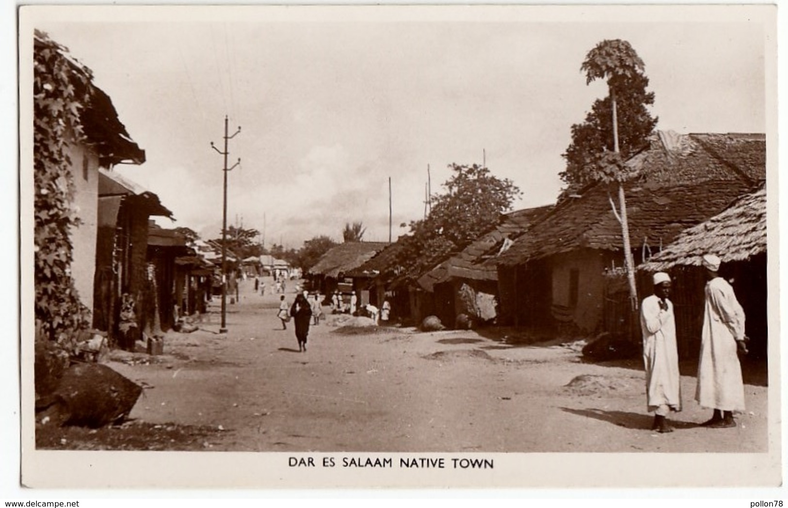 TANZANIA - DAR ES SALAAM NATIVE TOWN - Vedi Retro - Formato Piccolo - Tanzania