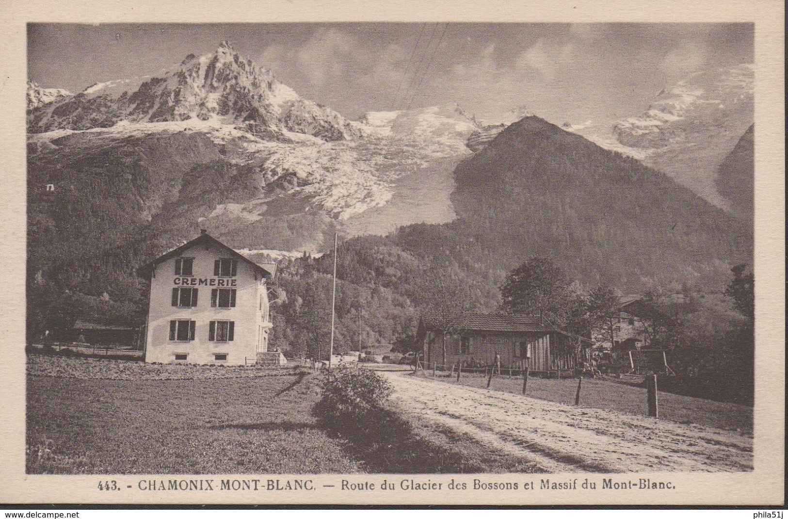 CHAMONIX  "74" __    ROUTE DU GLACIER DES BOSSONS ET MASSIF DU MONT-BLANC - Chamonix-Mont-Blanc