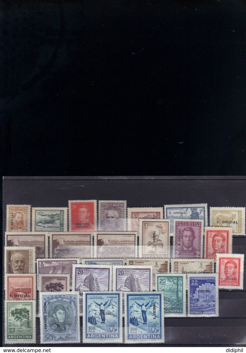 ARGENTINE SERVICE ENTRE 379 ET 402** TIMBRES COURANTS SURCHARGES  PEU COURANT - Dienstmarken