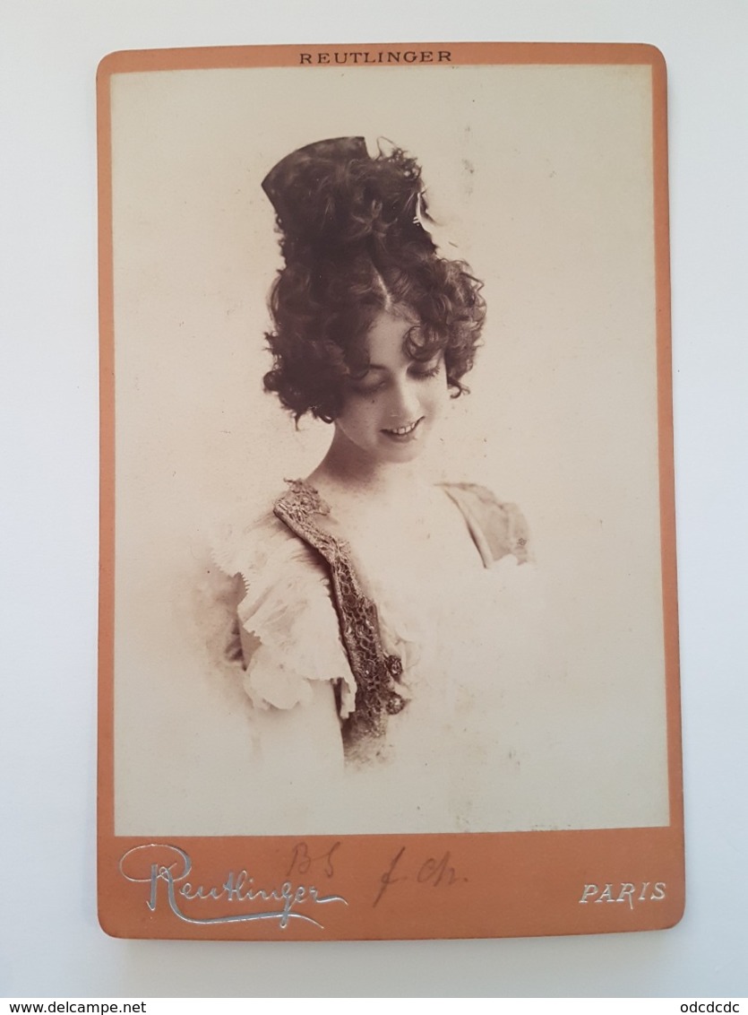 PHOTO  Cartonnée ARTISTE Femmininne SAHARET 2  Reutlinger RV 21 Bd Montmartre Paris - Célébrités