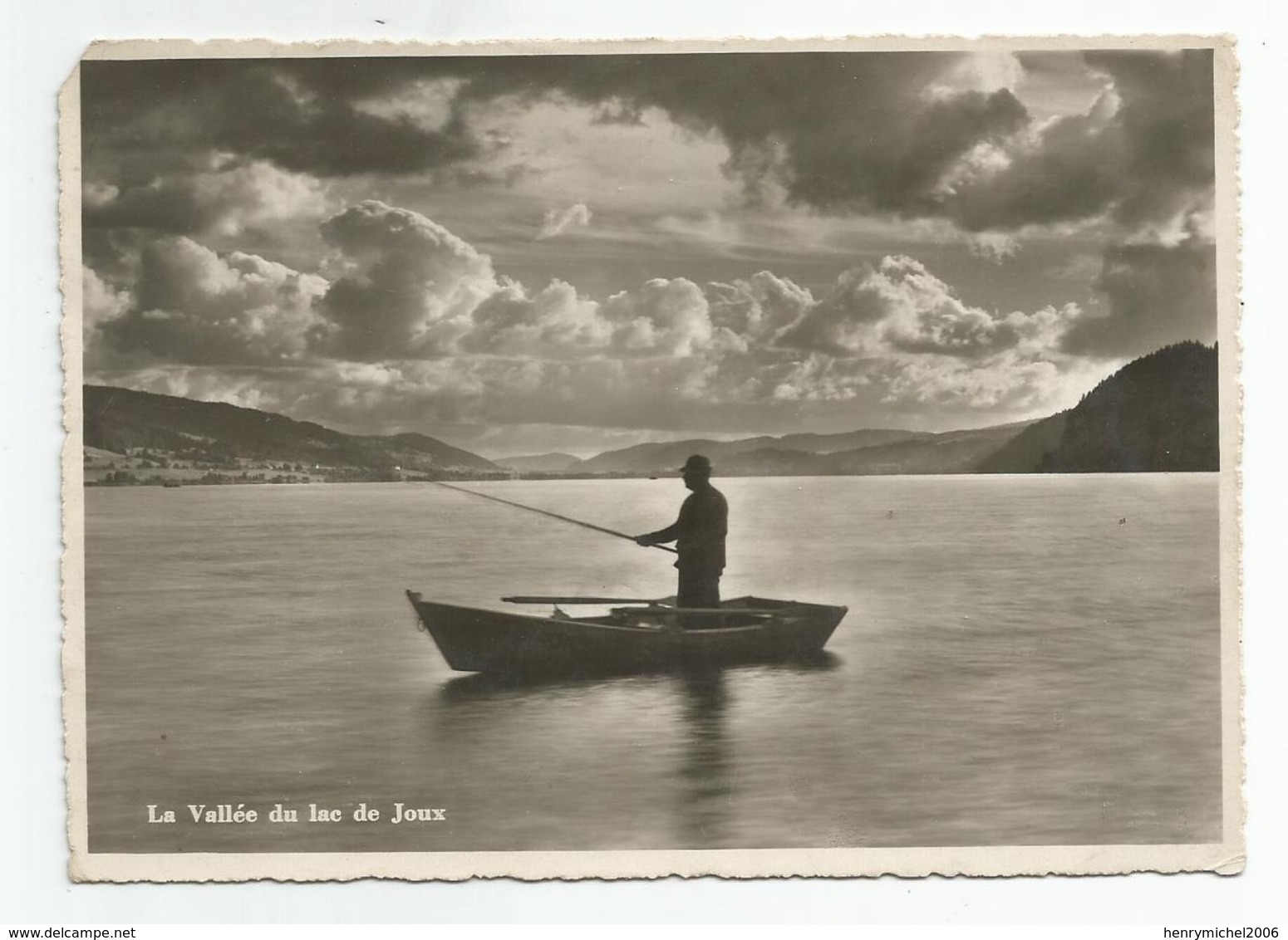 Suisse Vaud La Vallée Du Lac De Joux Barque Pecheur 1945 - Autres & Non Classés