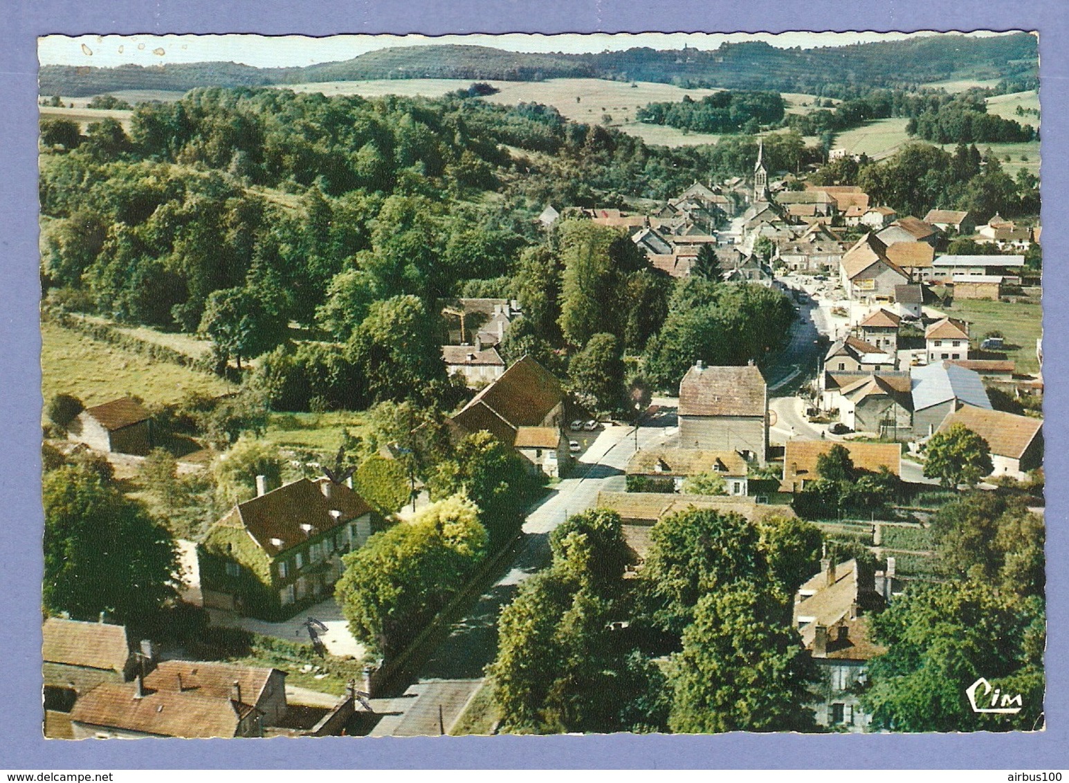 52 - LONGEAU VUE PANORAMIQUE AÉRIENNE LE BOURG L'ÉGLISE - 1972 - Le Vallinot Longeau Percey