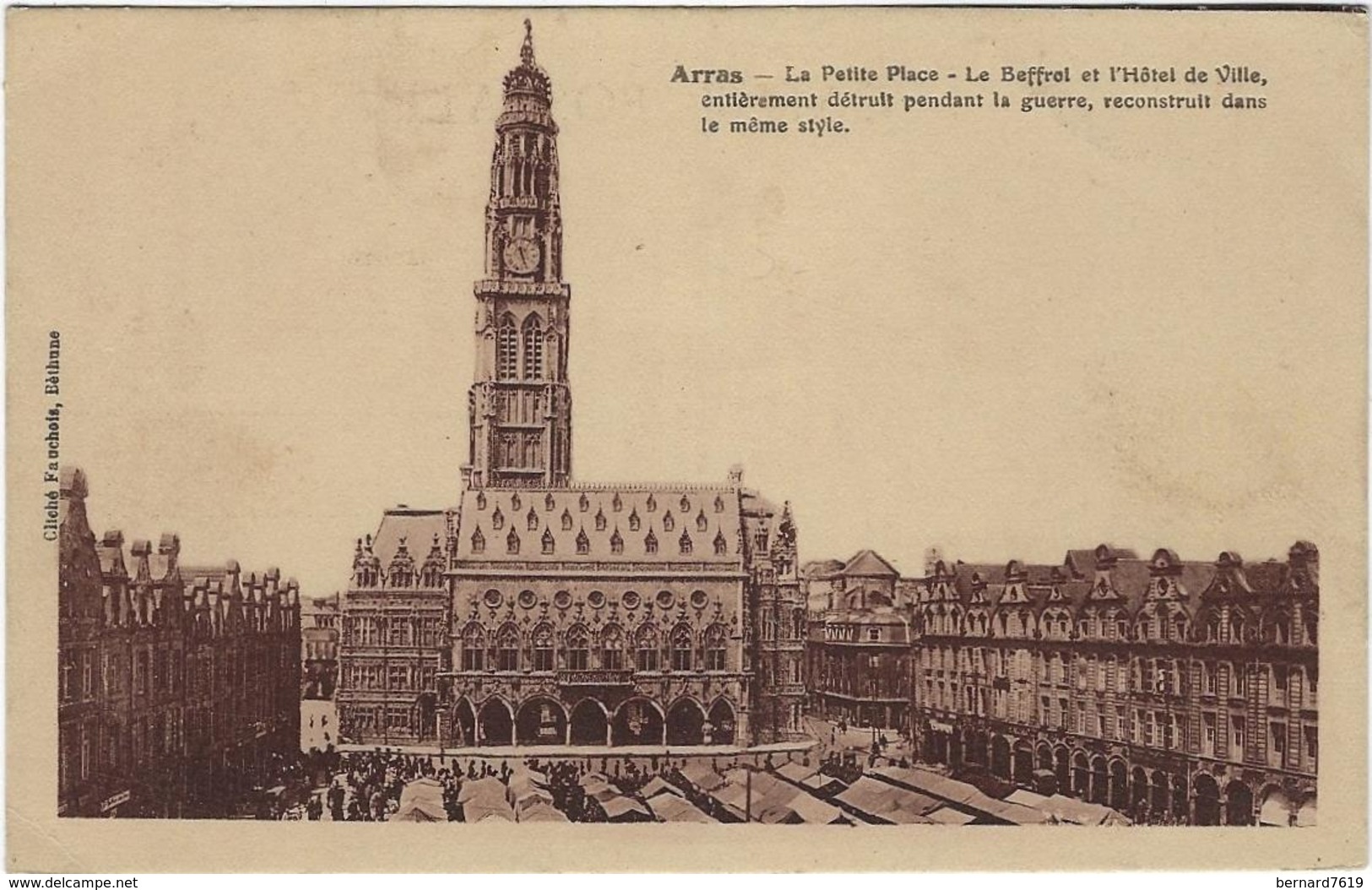 62  Arras  La Petite Place - Arras