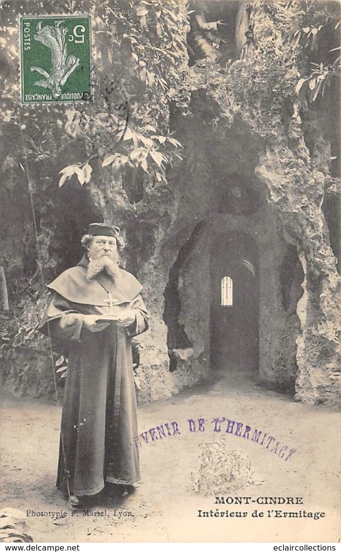 St Cyr Au Mont D'Or       69   Mont Cindre     L'Ermite Et Intérieur De L'Ermitage    (voir Scan) - Autres & Non Classés