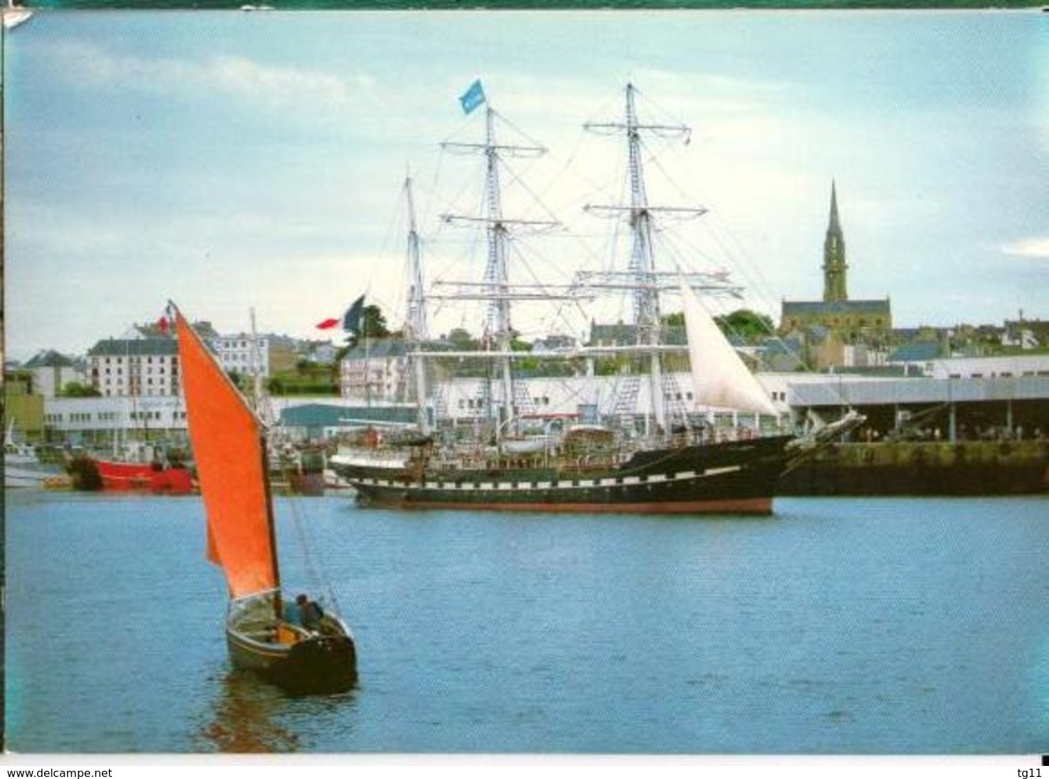 29 - DOUARNENEZ - TROIS-MÂTS (LE BELEM) AU PORT - Douarnenez