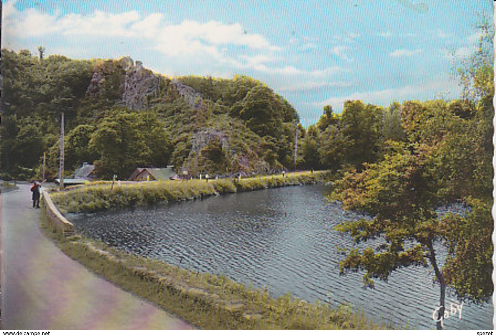 SAINT-GILLES-VIEUX-MARCHE : Etang - Saint-Gilles-Vieux-Marché