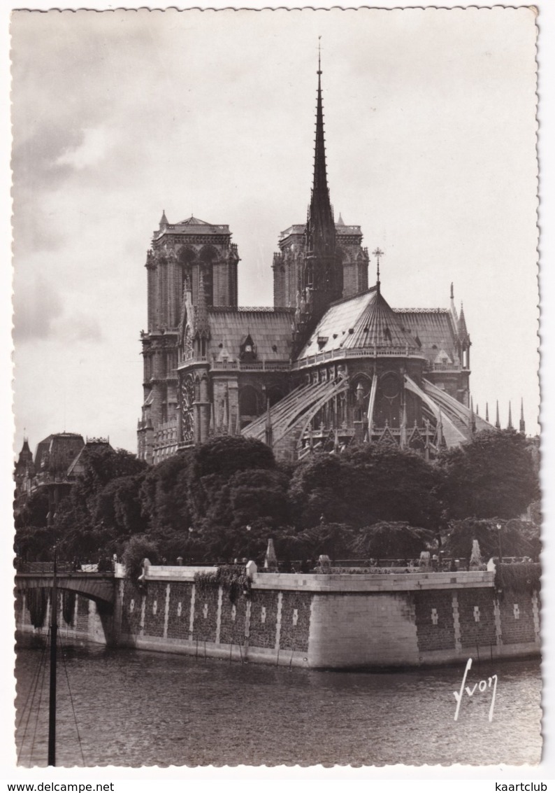 Paris... En Flanant: Abside De Notre-Dame Et Square De L'Archeveché - Notre-Dame De Paris