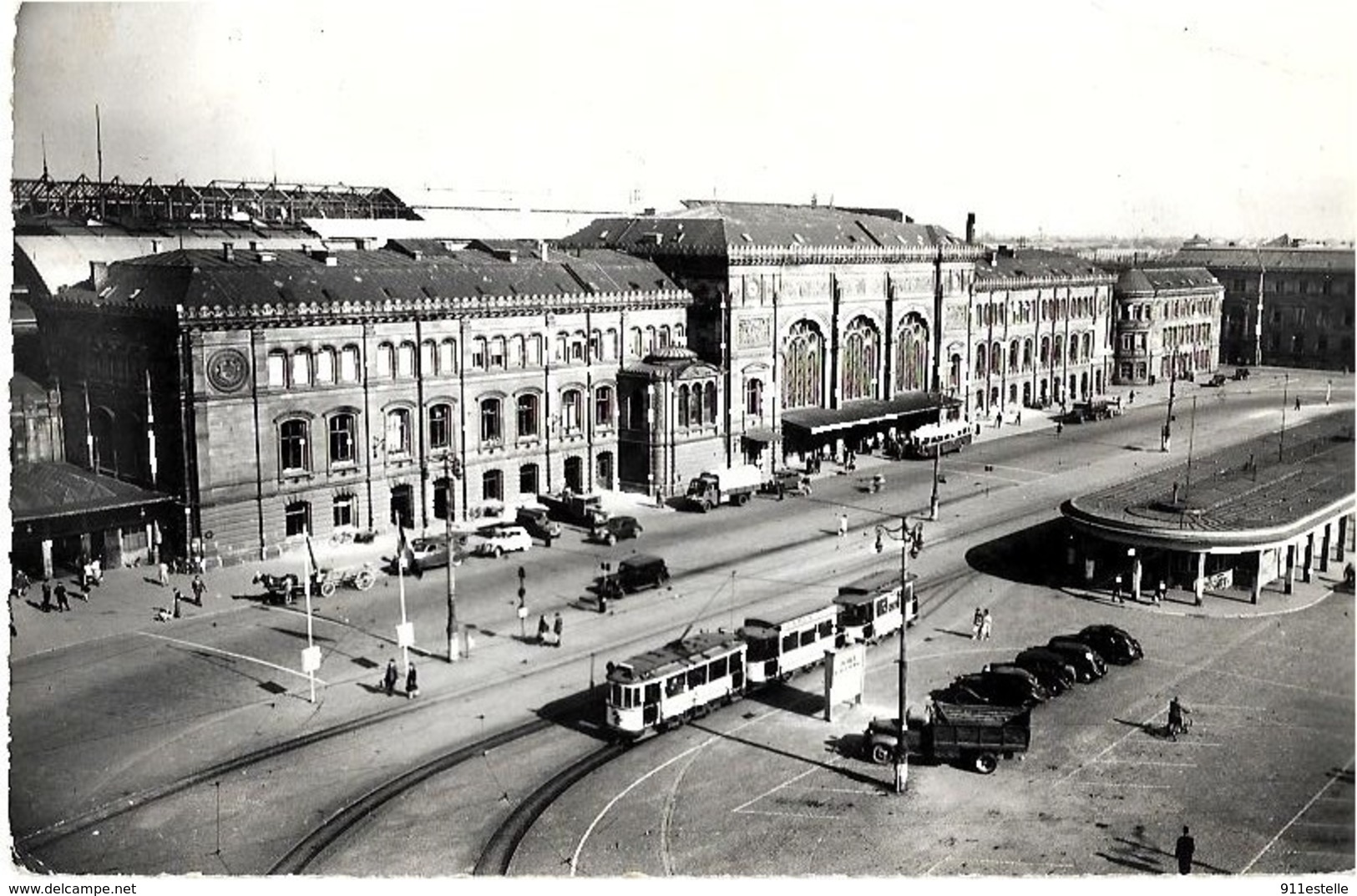 67     STRASBOURG . LA GARE   ; ( LE TRAMWAY ) - Strasbourg