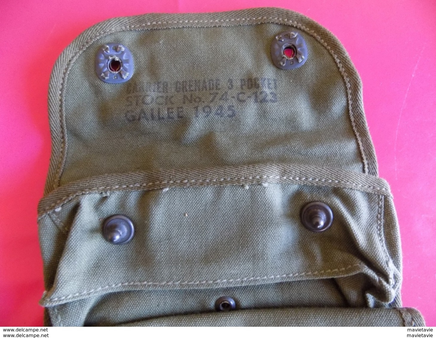 Porte Grenade A Trois Pochettes Individuelles U.S. Datée 1945 Fabricant GAILEE. - Equipement