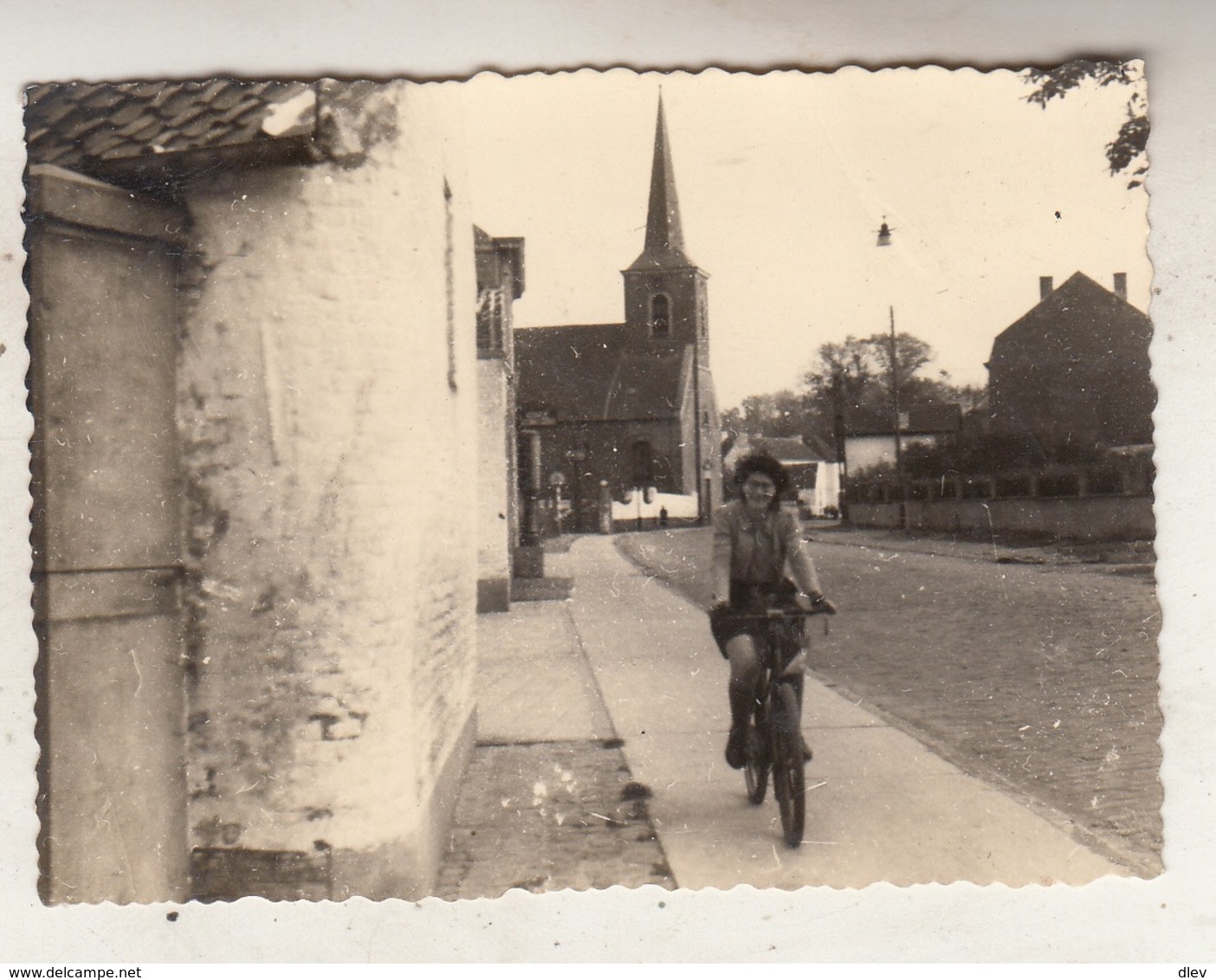 Chaumont Gistoux - Photo 6.5 X 9 Cm - Petit Pli Côté Gauche - Lieux