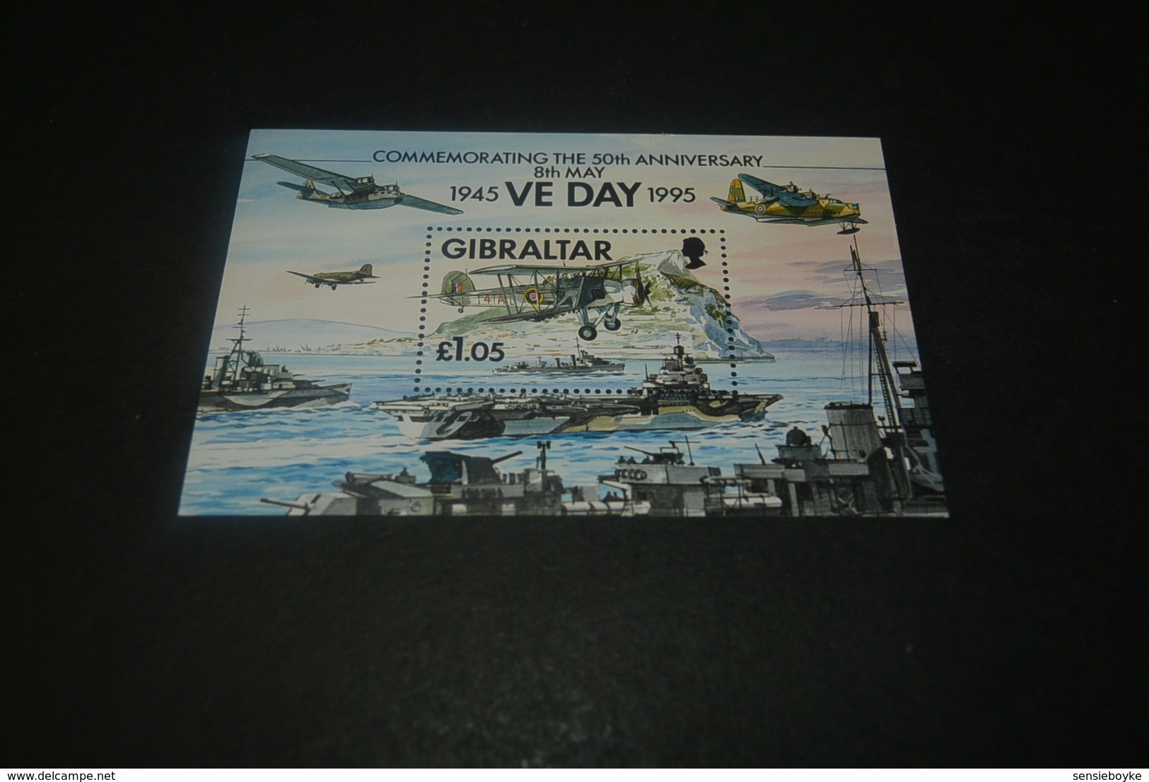 K23680-  Bloc Paperdammage Above On Front And Back   Gibraltar - 1995 - VE Day - Seconda Guerra Mondiale