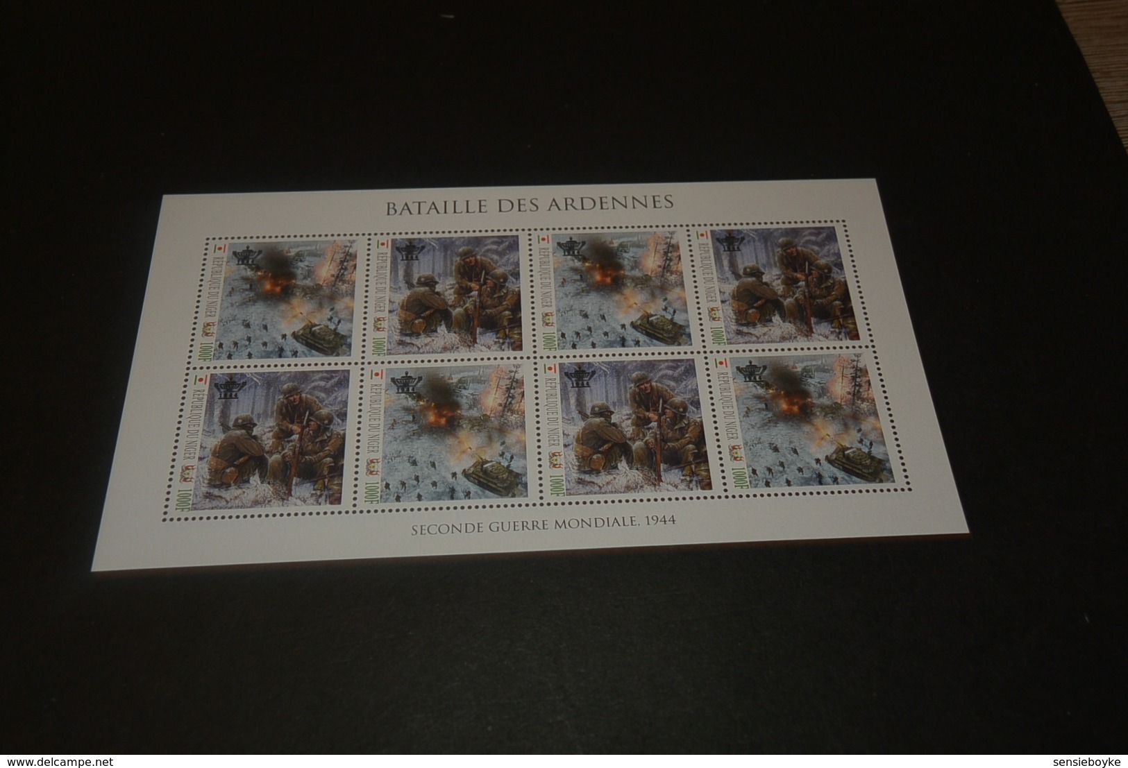 M7279- Personalised Bloc  MNH Dominca 2010 - WW II Bataille Des Ardennes - WO2