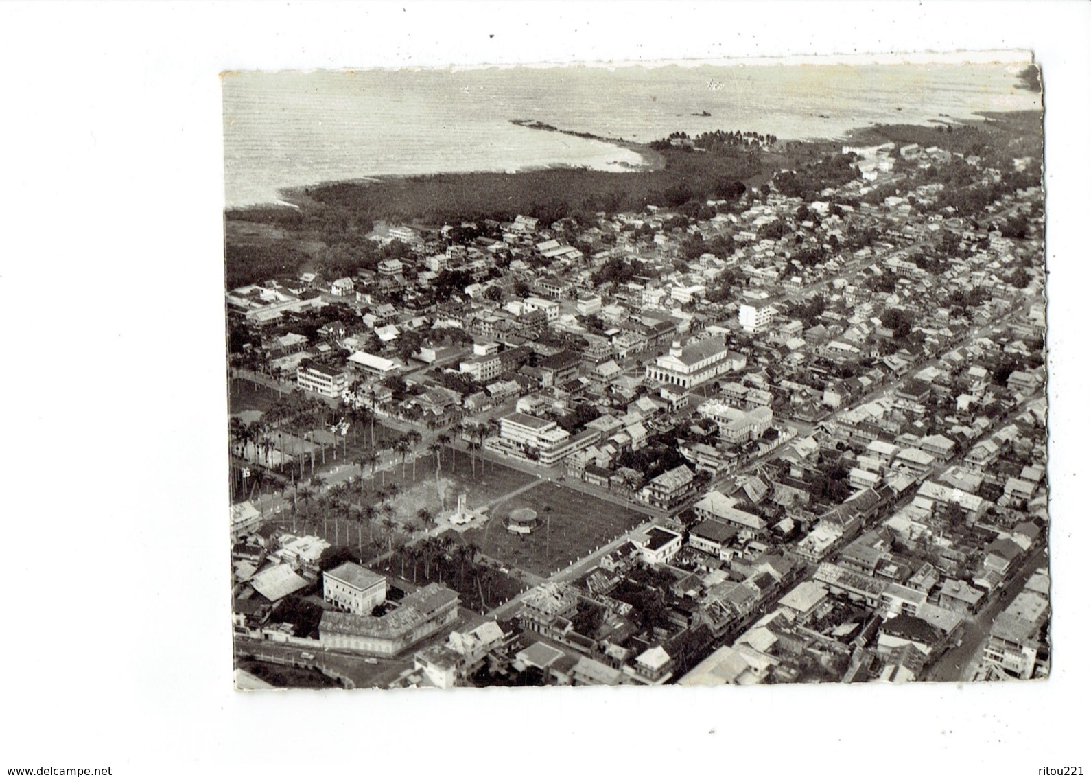 Double Cpm - Guyane Française CAYENNE - Bonne Année - Réalisation Edorifik Pierre Servin - Visage De Guyane - Andere & Zonder Classificatie