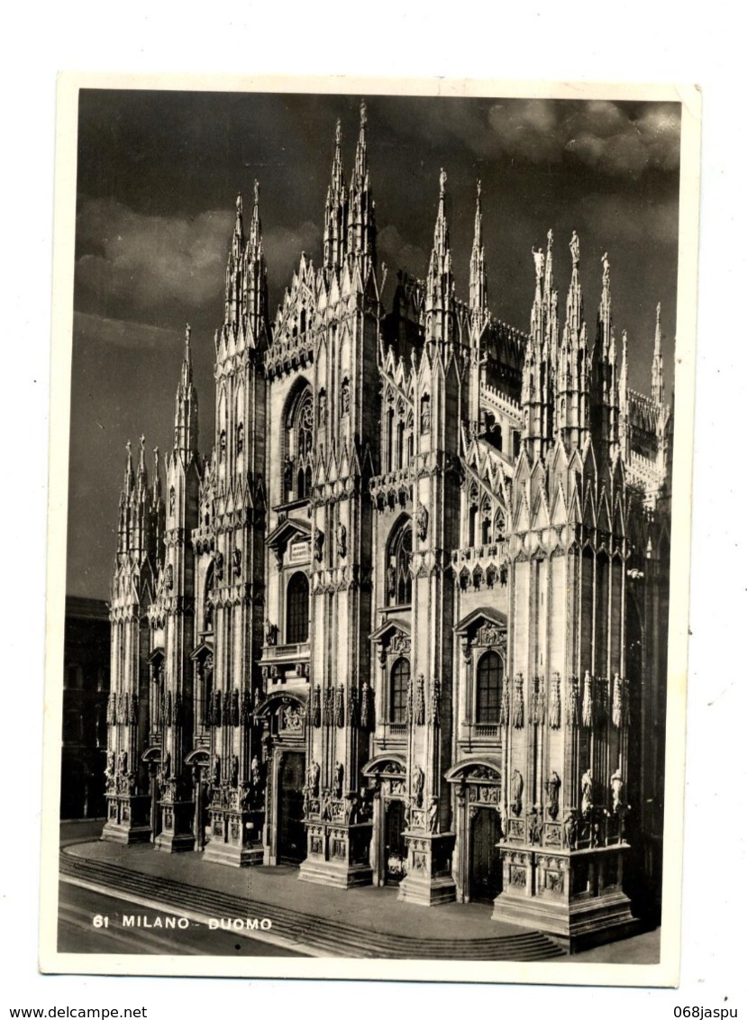 Carte Cathedrale Milan Flamme  Sur Dieu Arbre - Autres & Non Classés