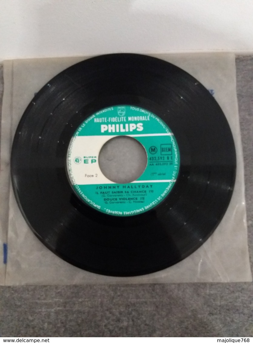 Johnny Hallyday - Nous Quand On S'embrasse - Douce Violence - Philips 432.592 BE - 1962 Sans Pochette - - Rock