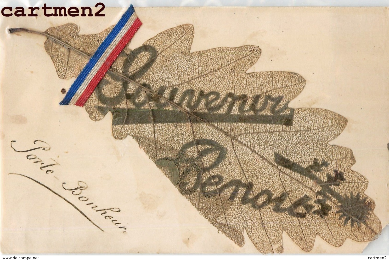 CARTE PATRIOTIQUE " FEUILLE DE CHENE " CARTE REALISE SUR LE FRONT " SOUVENIR BENOIT " MILITAIRE GUERRE PATRIOTISME - Patriotic