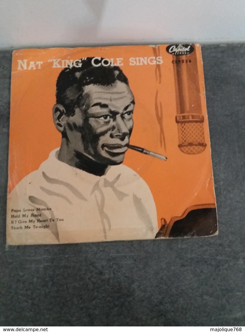Nat "King" Cole Sings - Papa Loves Mambo - Hold My Hand - Capitol CEP 036 - 1955 - - Jazz