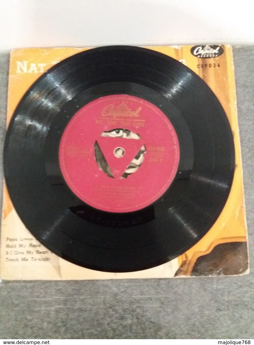 Nat "King" Cole Sings - Papa Loves Mambo - Hold My Hand - Capitol CEP 036 - 1955 - - Jazz