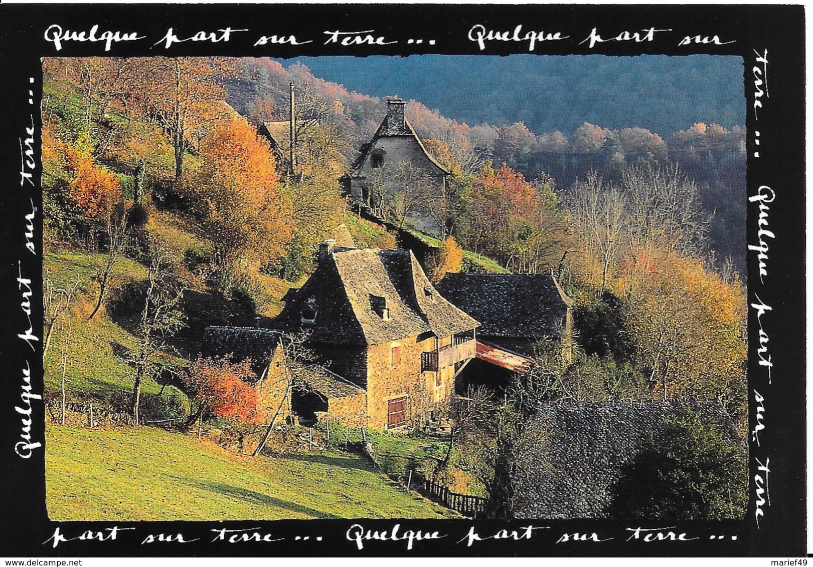 QUELQUE PART SUR TERRE LA MAISON D'AUTOMNE - Auvergne