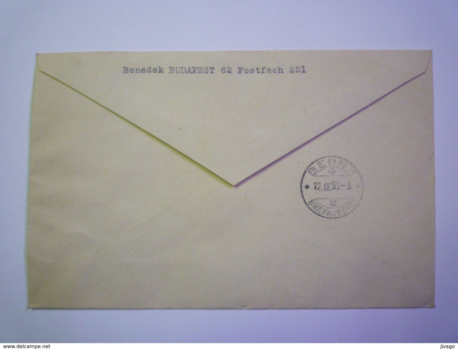 2019 - 2973  Enveloppe REC Au Départ De  BUDAPEST à Destination De BERN  1950  Bel Affranchissement   XXX - Storia Postale