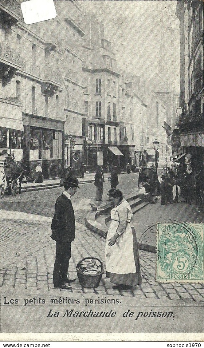 2020 - SEINE - 75 - PARIS - Les Petits Métiers Parisiens - La Marchande De Poissons - Dos Au Bon Génie - Petits Métiers à Paris