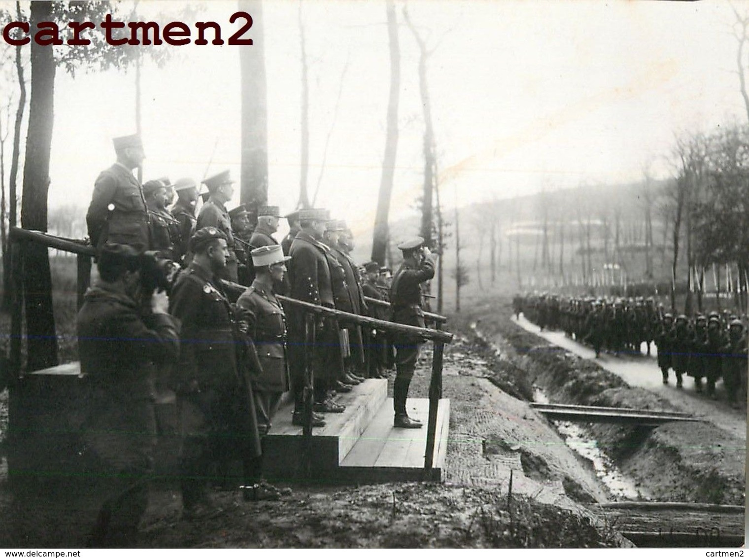 CENSURE MILITAIRE LORRAINE ALSACE COMMISSARIAT INFORMATION DEFILE SOLDATS SERVICE CINEMATOGRAPHIQUE DE L'ARMEE GUERRE - Guerra, Militares