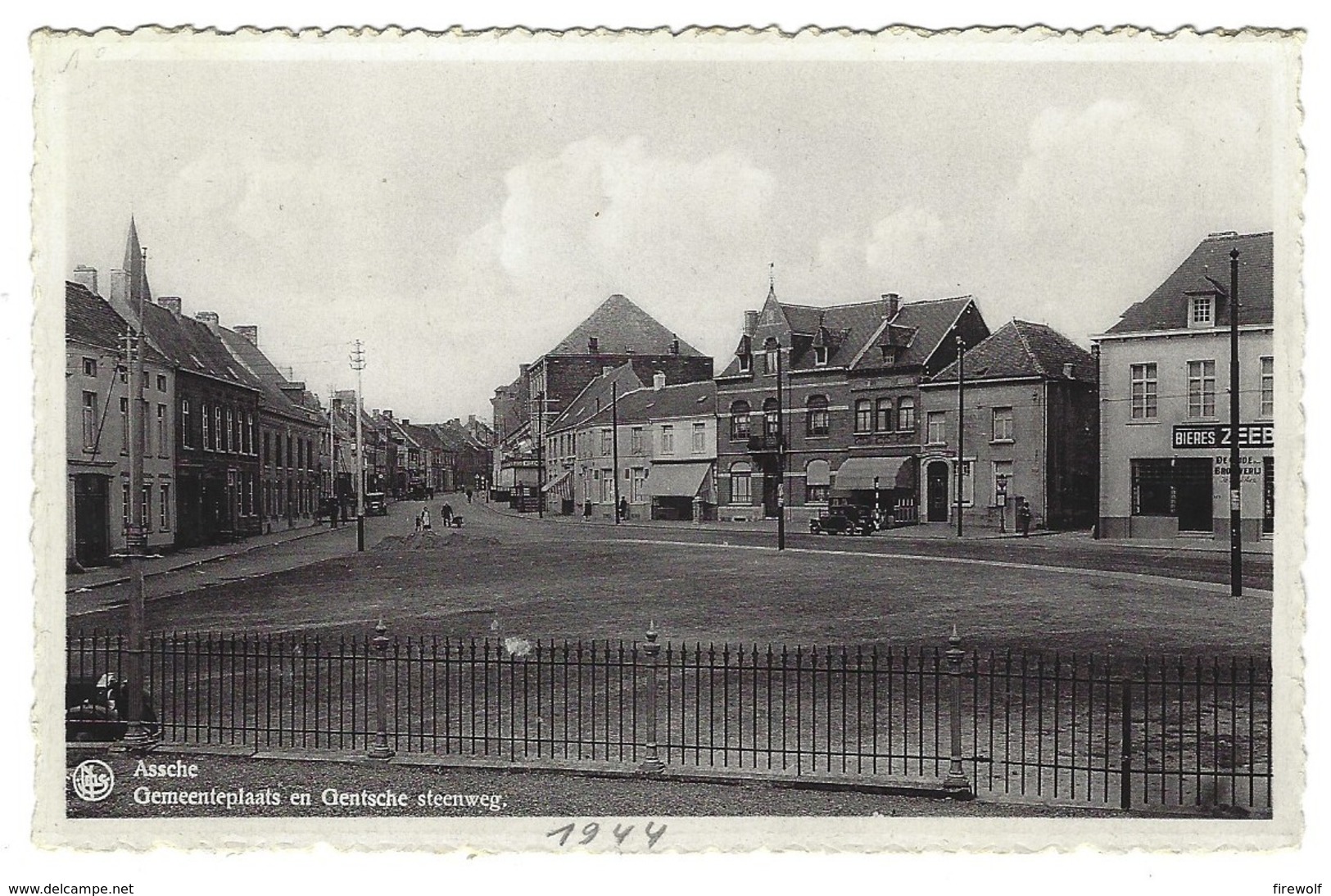 X06 - Assche - Gemeenteplaats En Gentsche Steenweg - Asse