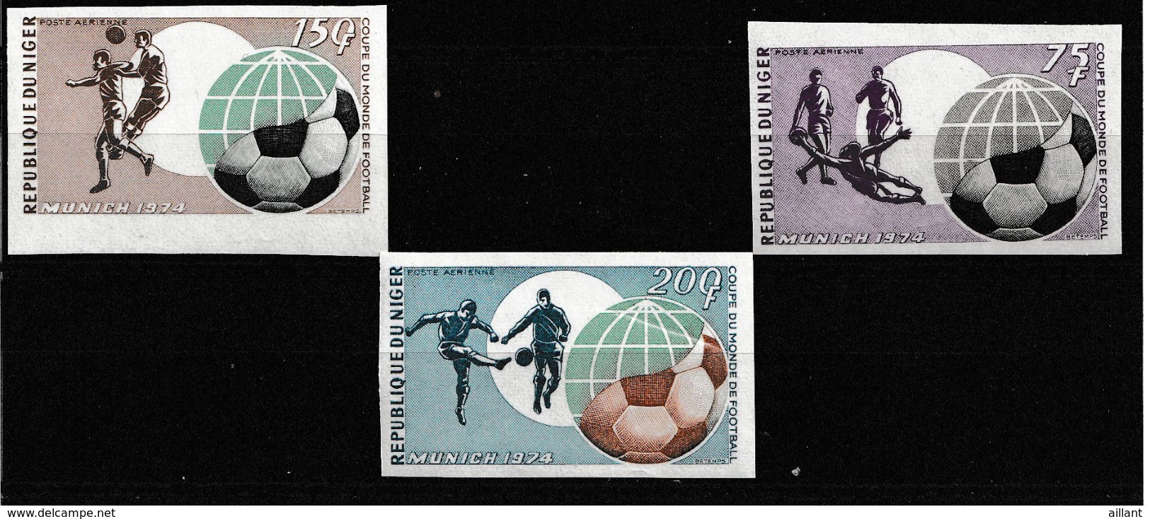 Niger.1974   Football. Munich. Coupe Du Monde.World Cup . 3 Timbres  Non-dentelés - 1974 – Germania Ovest