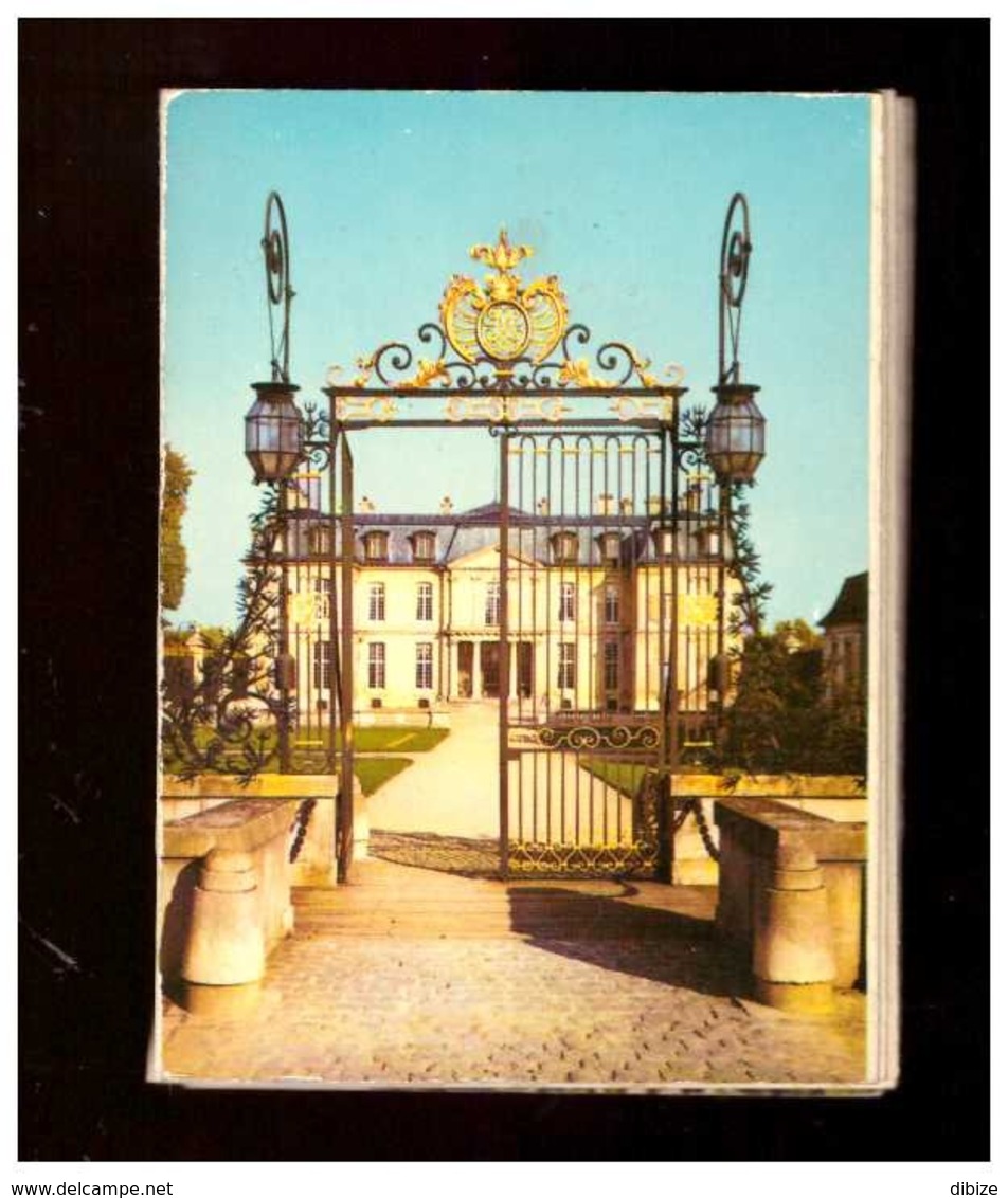 France. Dépliant De 10 Petites Cartes Postales. Château De Champs Sur Marne. - Castillos