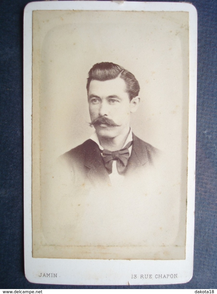 Photo Second Empire...75 ,paris , Portrait D'un Homme à Moustache .....photo Jamin - Old (before 1900)