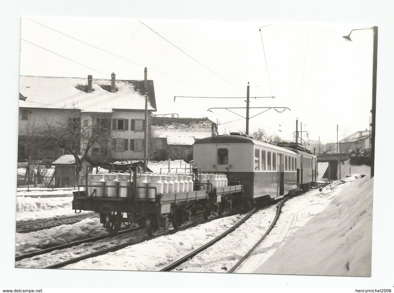 Suisse Vaud Cpm Transport Lait Ligne Echallens Pour Bercher Par Train Wagon - Bercher