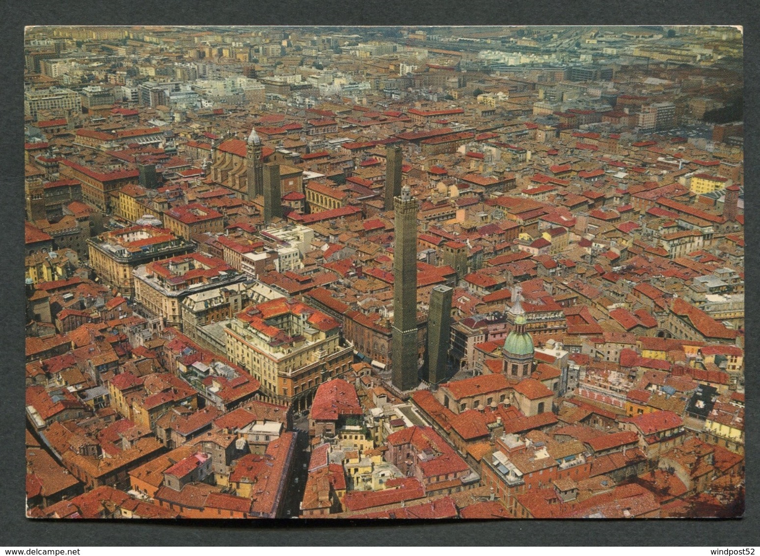 BOLOGNA - PANORAMA - VIAGGIATA CON AFFRANCATURA 1972 - ANGOLI ROVINATI - 009 - Bologna