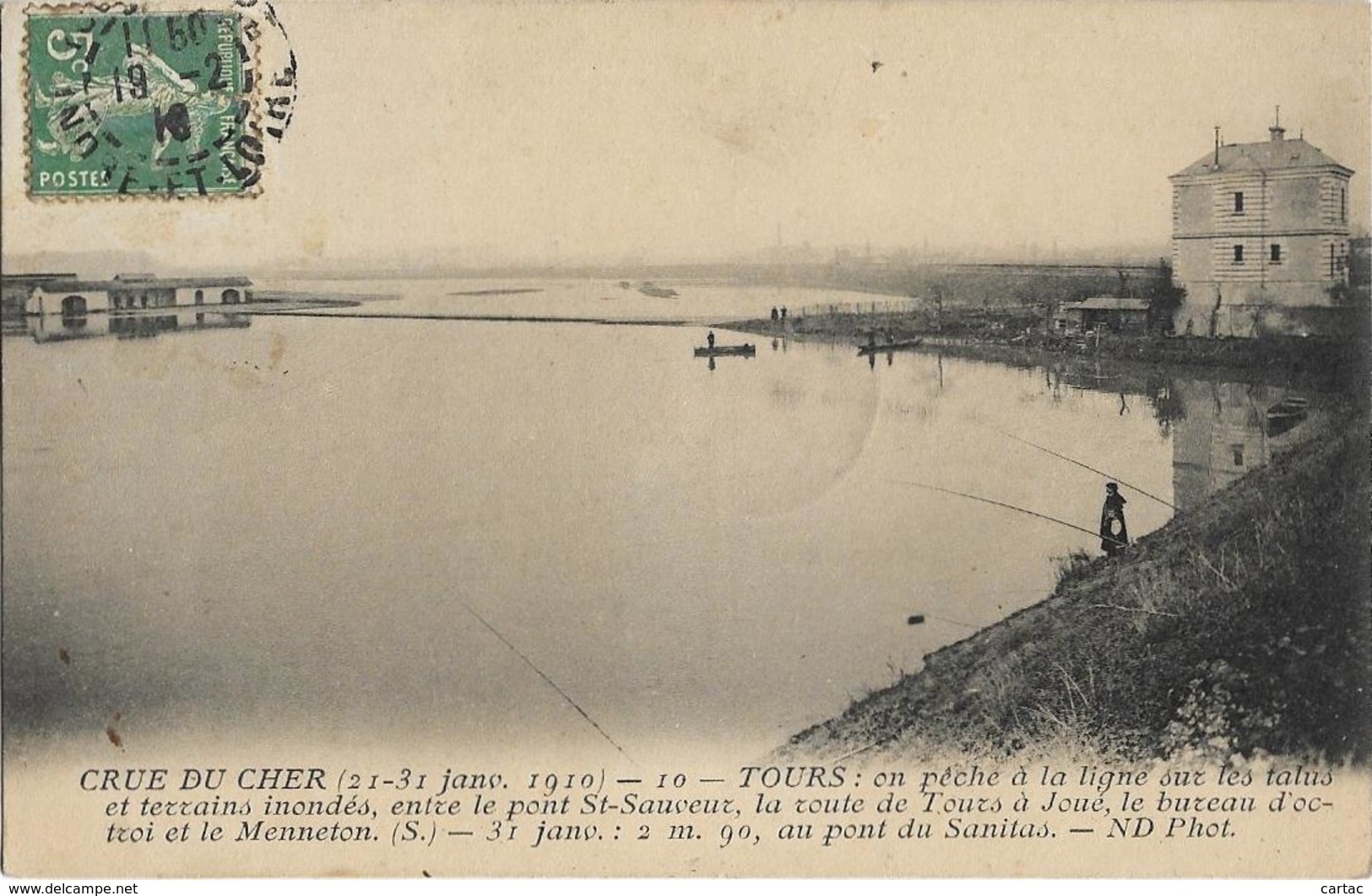 D37 - TOURS - CRUE DU CHER (21-31  JANV. 1910)  ON PÊCHE  A LA LIGNE SUR LES TALUS ET TERRAINS INONDES-ENTRE LE PONT ... - Tours