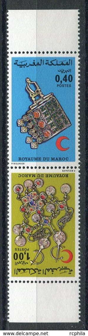 RC 14351 MAROC N° 762A BIJOUX CROISSANT ROUGE MAROCAINE PAIRE TETE BECHE NEUF ** - Marruecos (1956-...)