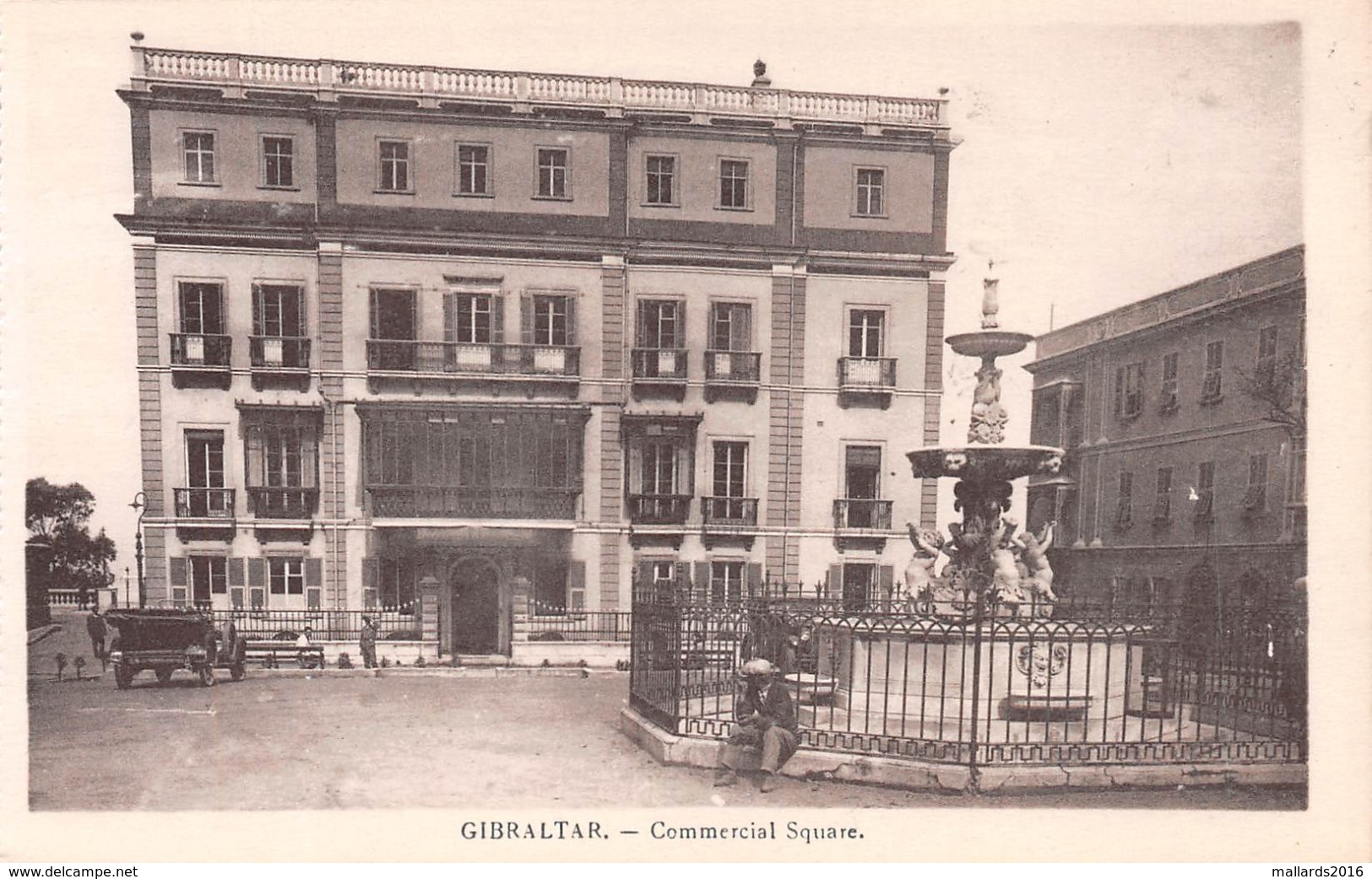 GIBRALTAR - COMMERCIAL SQUARE ~ AN OLD POSTCARD #99303 - Gibraltar