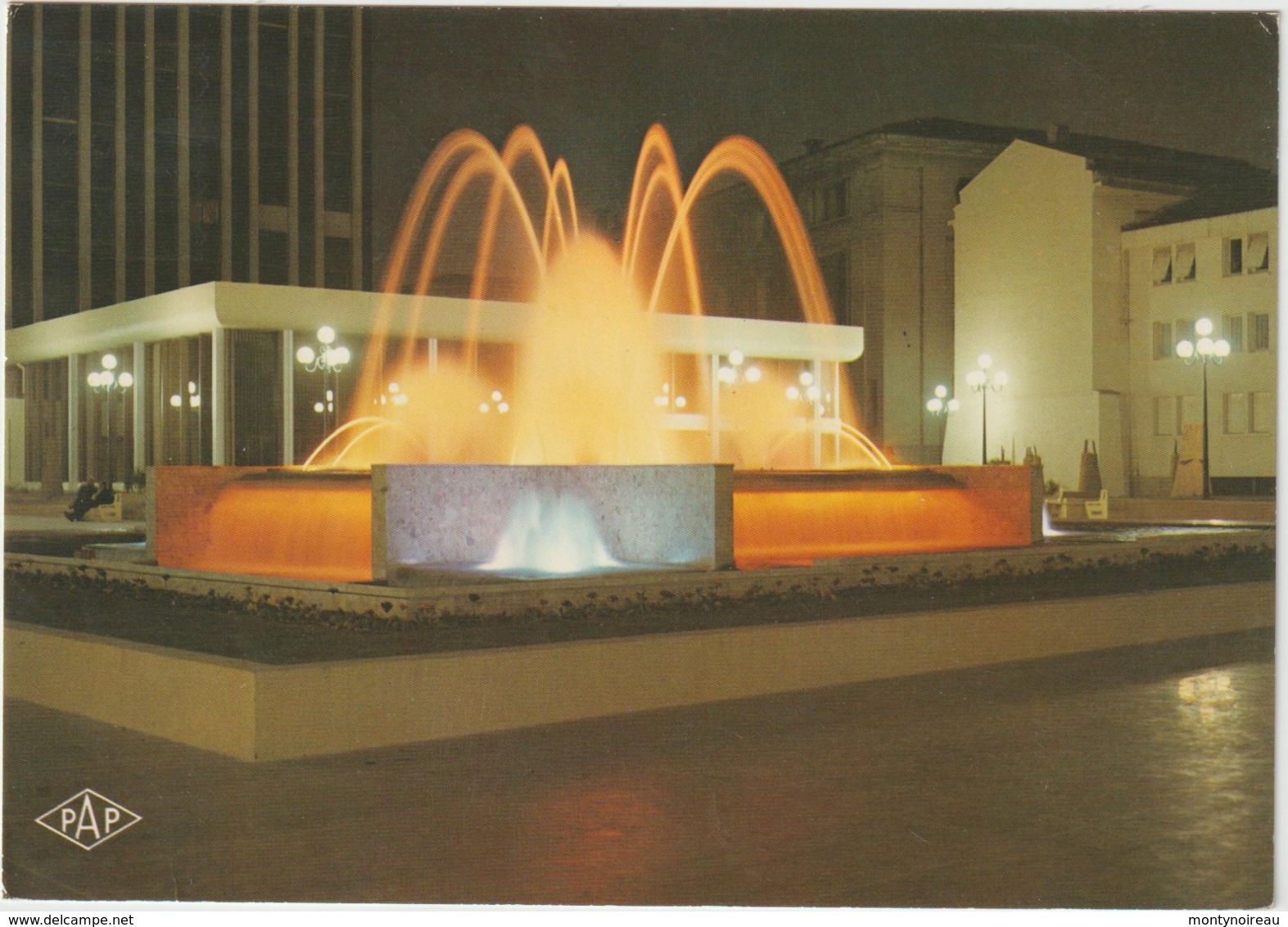 Pyrénées  Orientales   : PERPIGNAN :   Le  Square  Arago , Le  Bassin De  Nuit - Perpignan