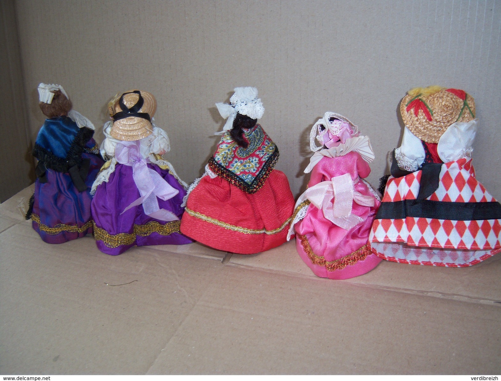 Poupée Folklorique De Région PETITCOLLIN Lot De 5 Poupées  Celluloïd - Dolls