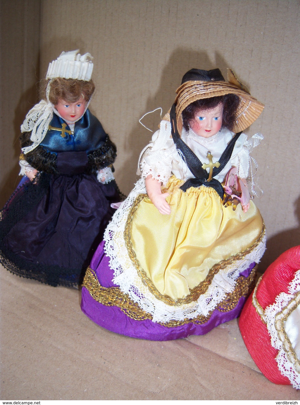 Poupée Folklorique De Région PETITCOLLIN Lot De 5 Poupées  Celluloïd - Dolls