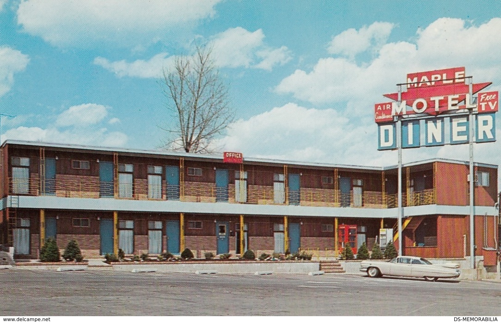 Elizabeth NJ - Maple Motel & Diner Postcard - Elizabeth