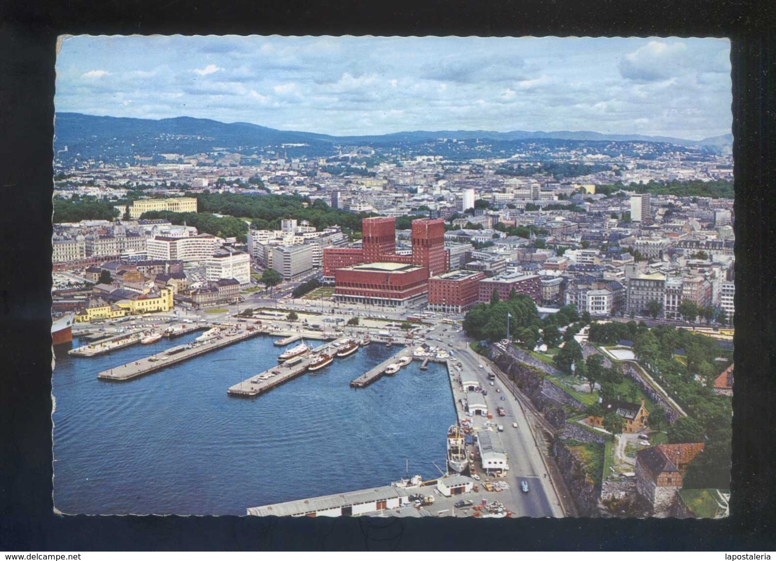 Oslo. *View Of The Town...* Circulada Matasellos Bureau D'Echange D'Oslo 1972. - Noruega