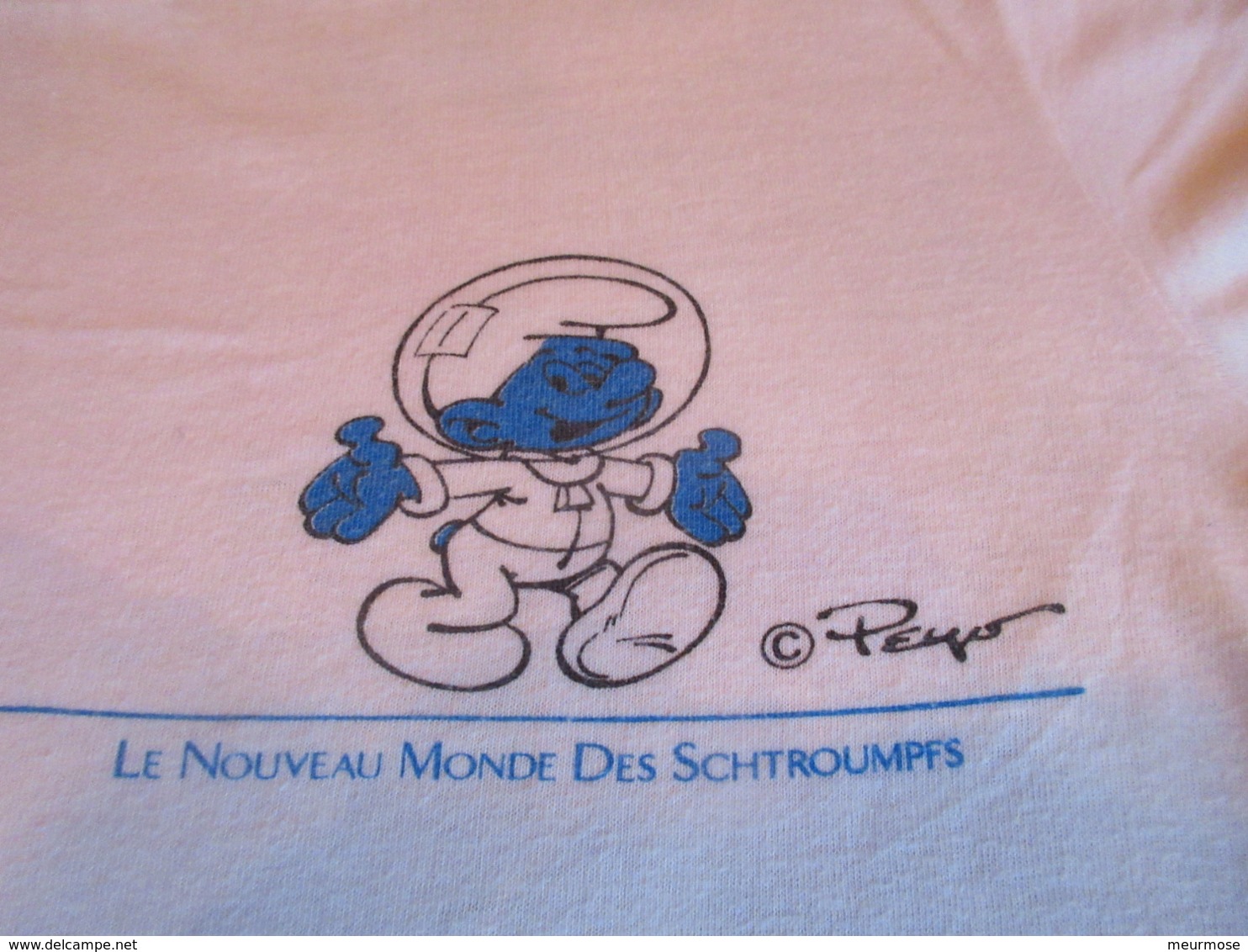 Collector Tee-Shirt Du "Nouveau Monde Des Schtroumpfs" - Autres & Non Classés