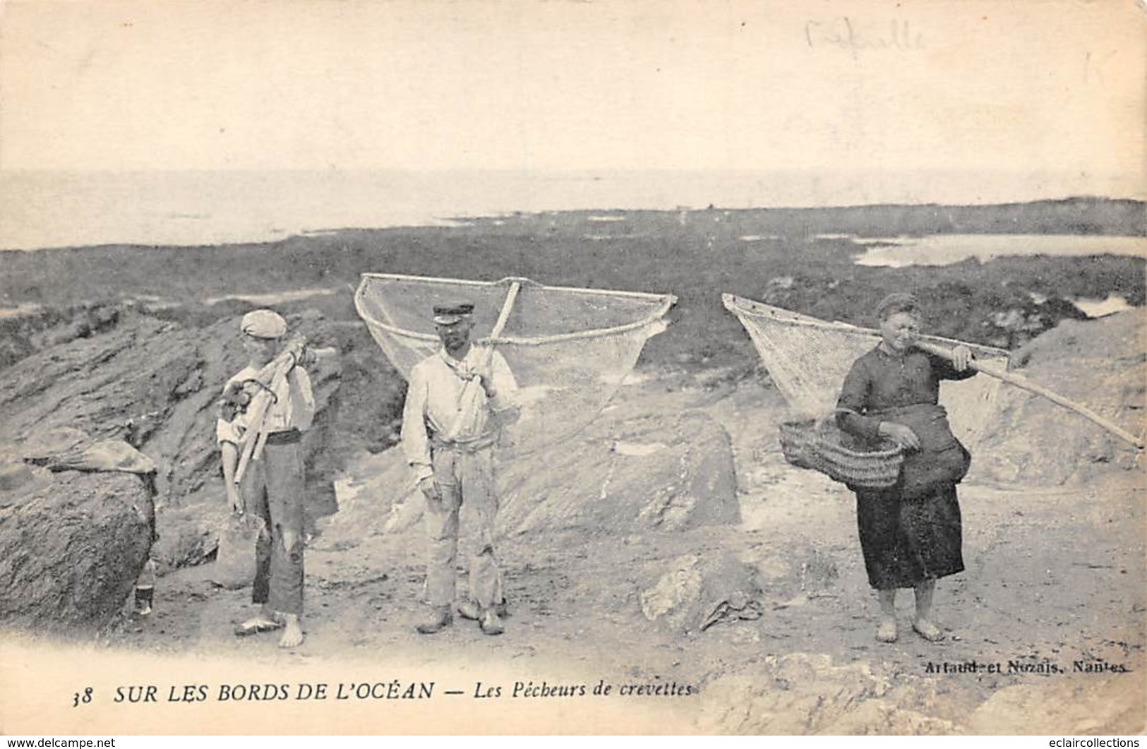 Divers Loire Atlantique        44     Pêcheurs De Crevettes           (voir Scan) - Sonstige & Ohne Zuordnung