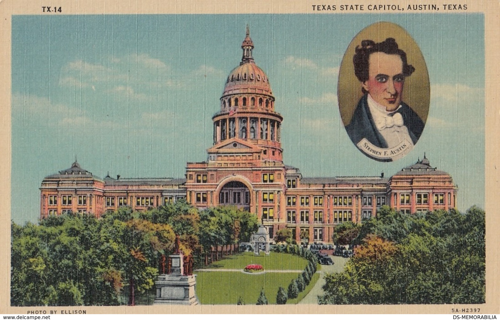 AUSTIN TX - TEXAS STATE CAPITOL POSTCARD STEPHEN F.AUSTIN - Austin