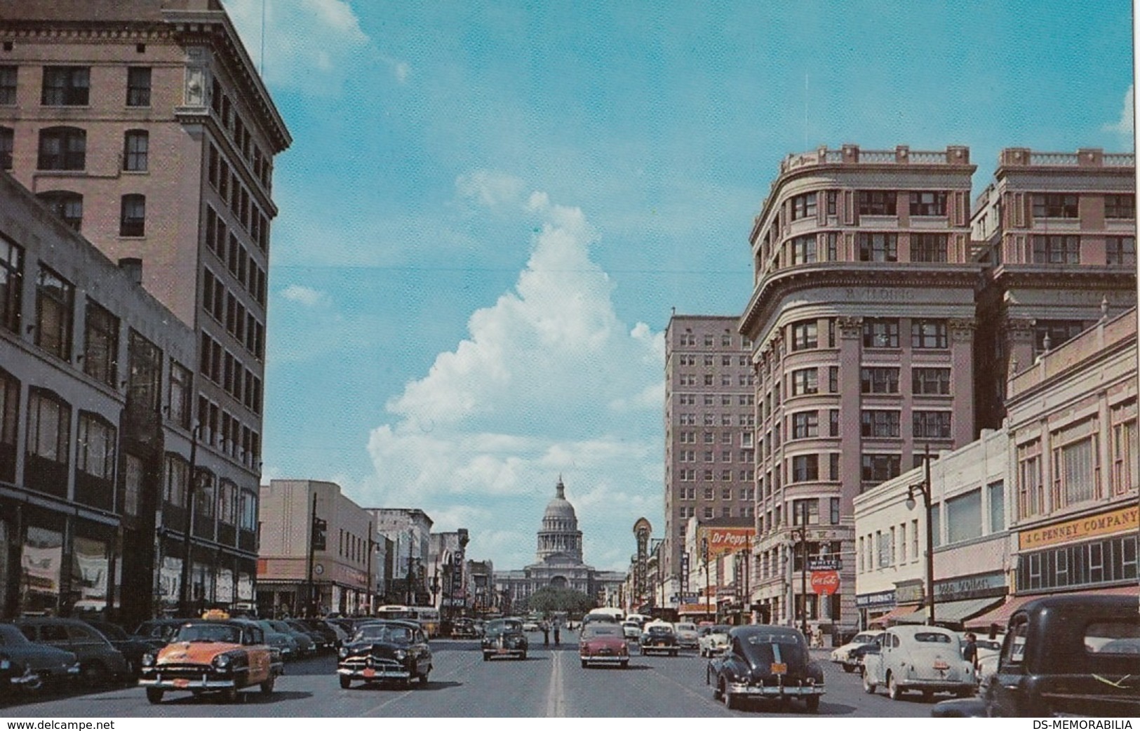 AUSTIN TX - CONGRESS AVENUE OLD CARS TAXI CAB POSTCARD - Austin