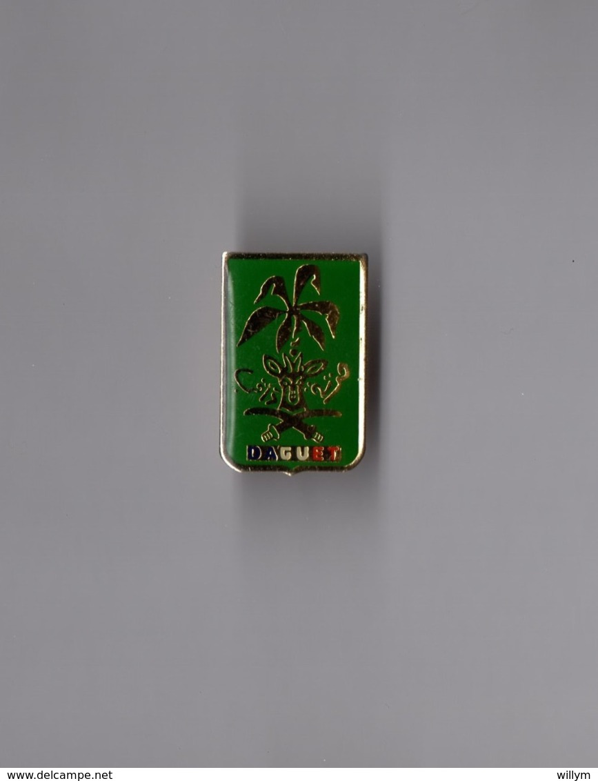 Pin's Armée / Insigne Opération Daguet - Guerre Du Golfe (époxy Base Dorée Non Signé) Hauteur: 2,4 Cm - Militaria