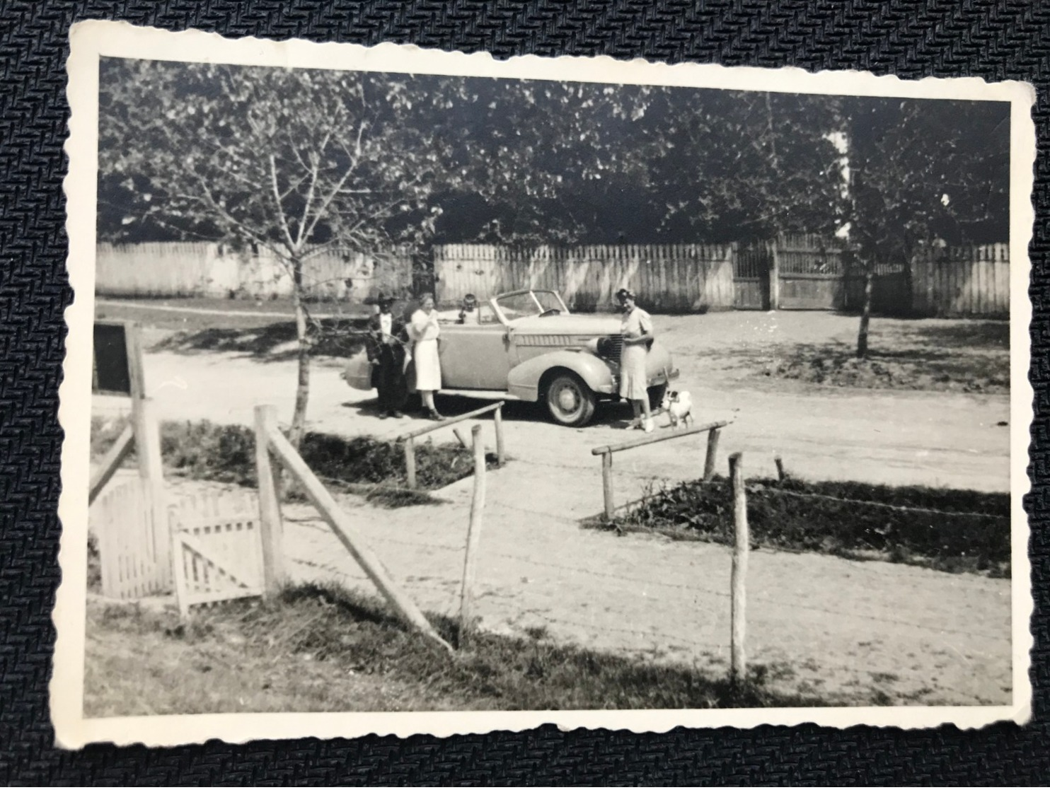 001 Old Photo. Vintage /Old Car,cars/Automobile/Woman Size 5 Cm/ 8 Cm - Automobili